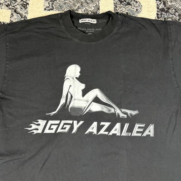Iggy Azalea Walk A Mile Graphic T-shirt Men M Black I Am The Stripclub Music - Picture 2 of 5